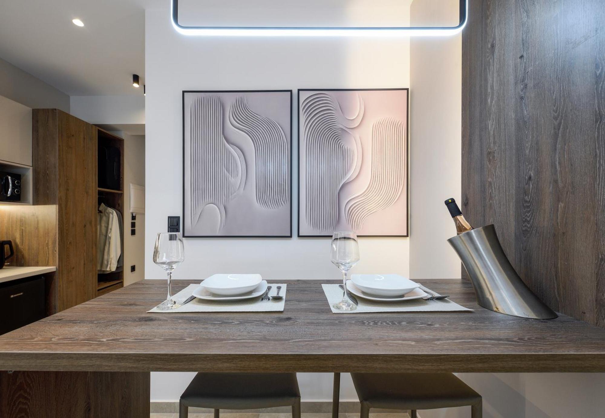 Loena Luxury Suites 塞萨洛尼基 外观 照片